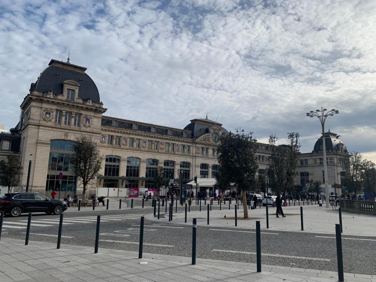 Gare Matabiau Toulouse Agreable Appartement Au Bord Du Canal Bagian luar foto
